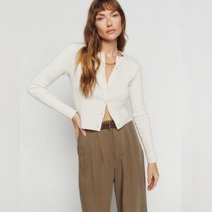 Reformation Gilda Ribbed V-Neck Cardigan | Size M | Fior Di Latte